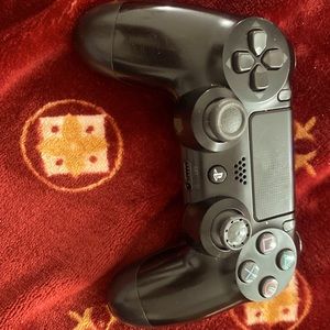 DualShock 4 Wireless Controller for PlayStation 4